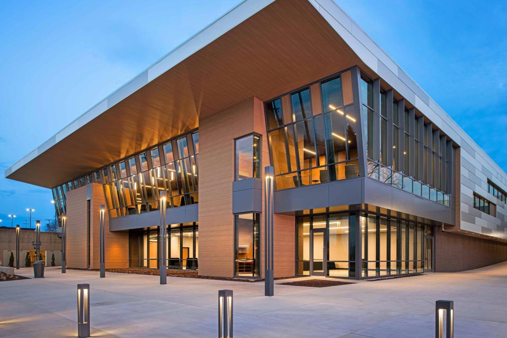 Delta Hotels By Marriott Muskegon Convention Center Exterior foto