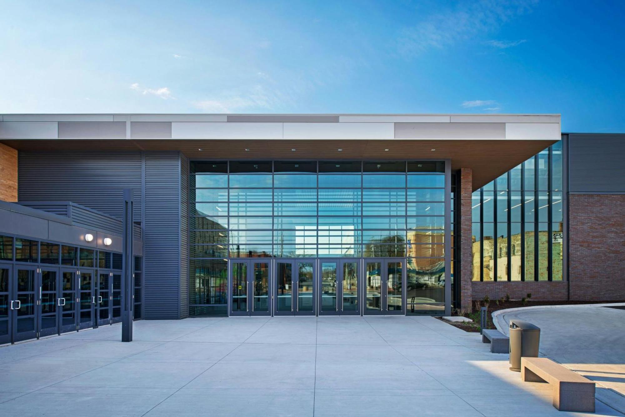 Delta Hotels By Marriott Muskegon Convention Center Exterior foto