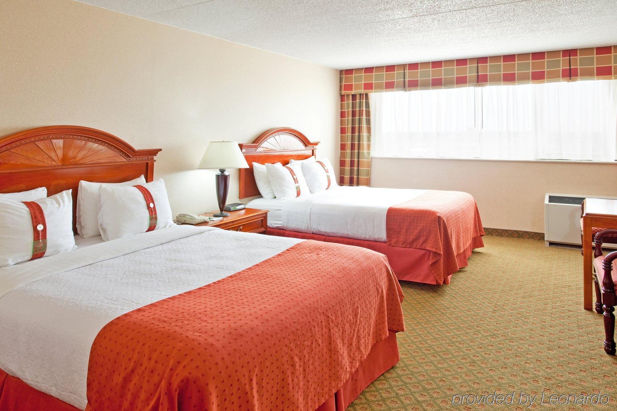 Delta Hotels By Marriott Muskegon Convention Center Exterior foto